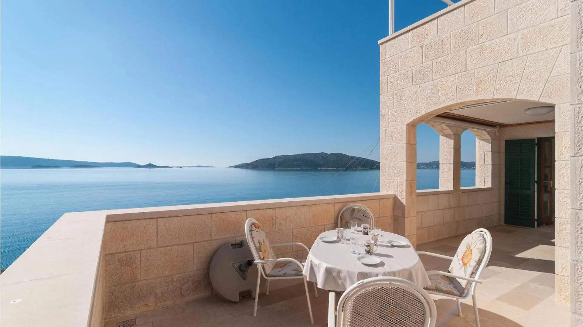 Stunning Apartment In Okrug Donji With Kitchen Donji Okrug  Donji Okrug (Ciovo)